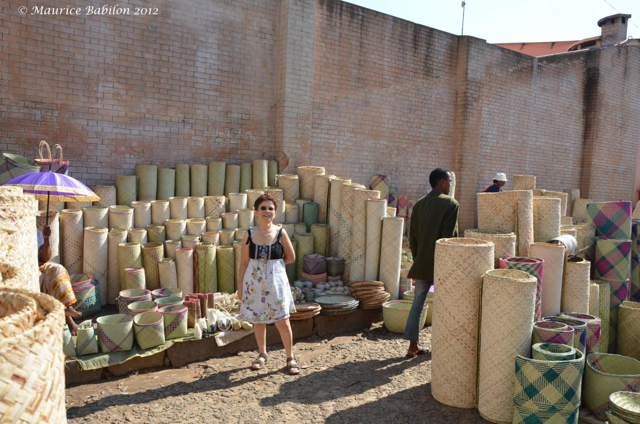 Visite et achats au marché de Fianarantsoa